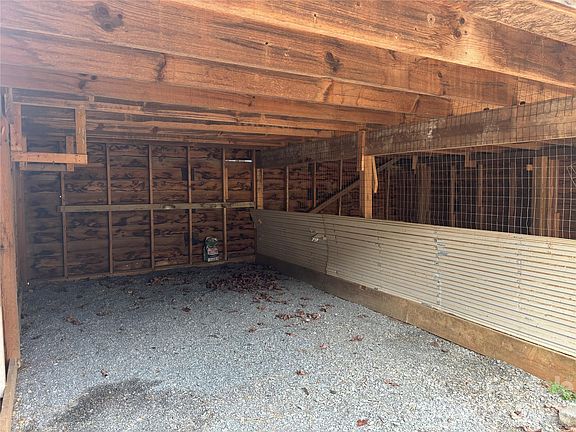 5th image of 9999 Cornelious Ashe Rd