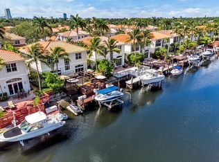 1141 Waterside Ln, Hollywood, FL 33019