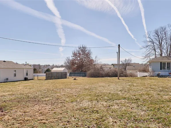 534 Hickory Dale Dr, Saint Charles, MO 63304