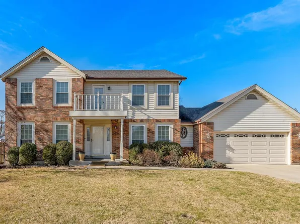 6835 Black Water Dr, Saint Louis, MO 63129