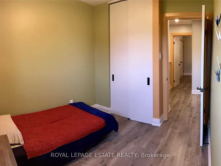 35 Queenslea Dr #70 — Photo 20
