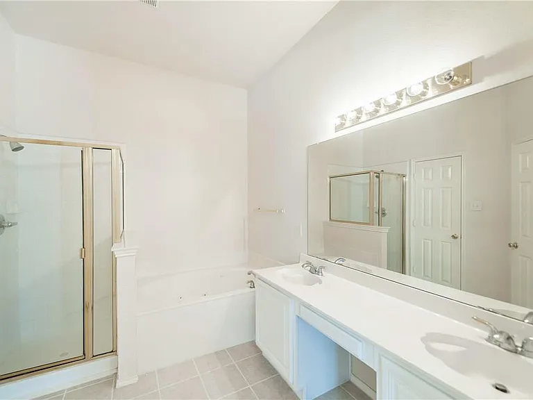 2424 Brycewood Ln — Photo 23