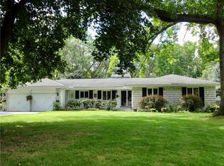 12 Cranswick Ln, Rochester, NY 14618