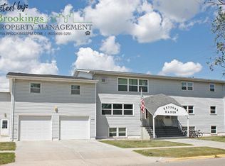 927 5th St S, Brookings, SD 57006