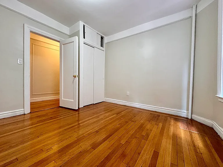 187 Pinehurst Ave #1G — Photo 3