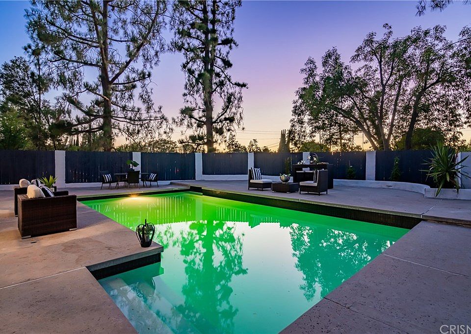 1st image of 4796 Poe Ave