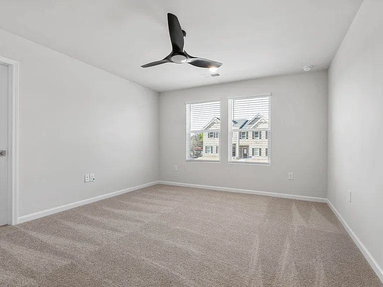 3640 Parkway James Dr — Photo 9