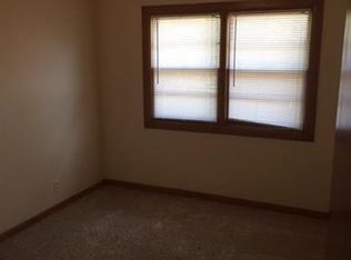 1810 Main St, Bellevue, NE 68005