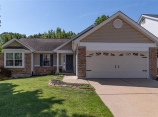 434 Autumn Peak Dr, Fenton, MO
