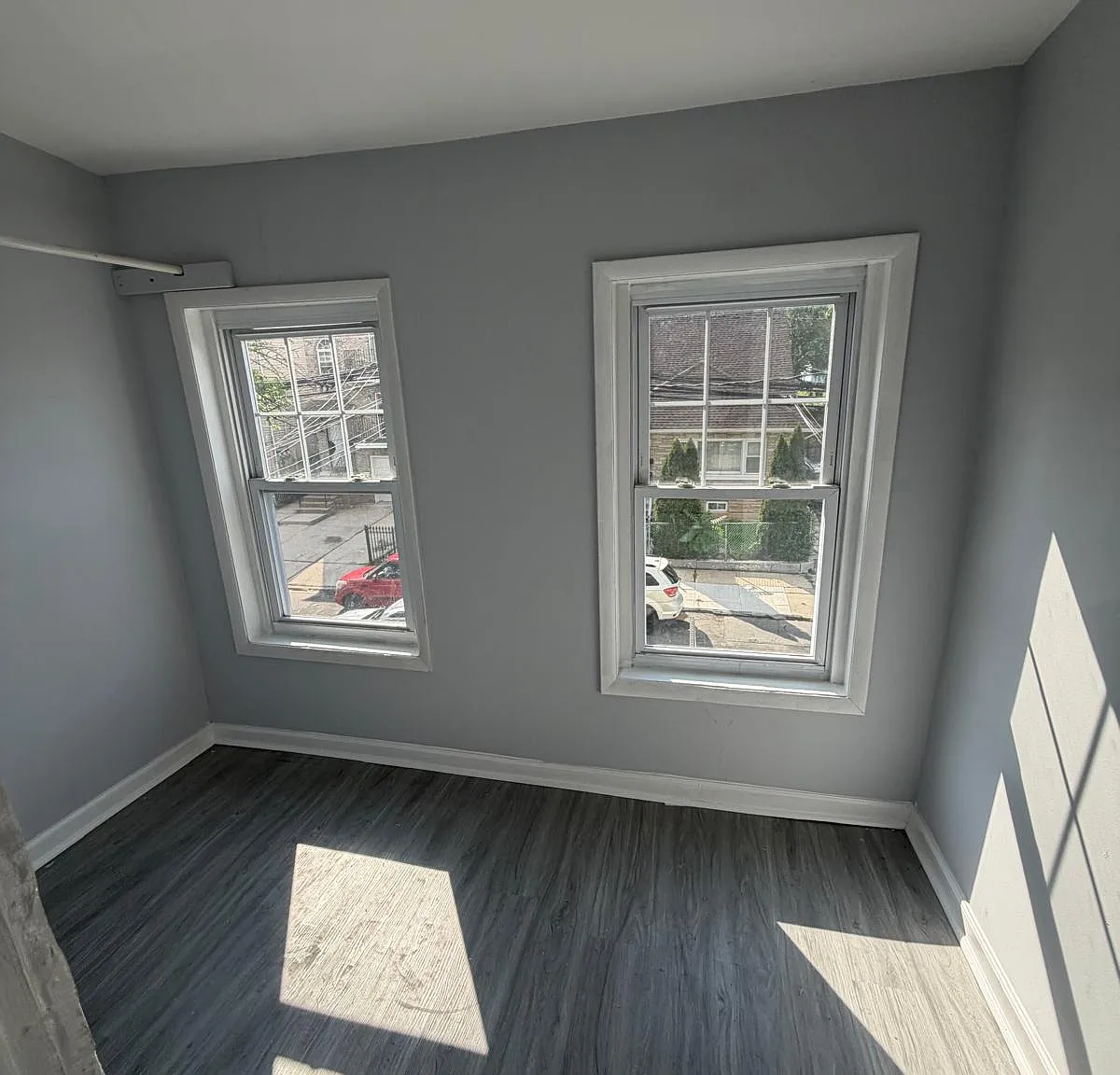 3 bed, $2,000 — Photo 3