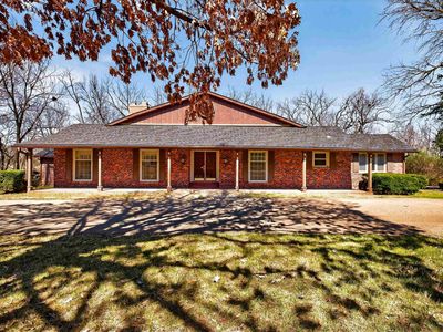 200 SW Yorkshire Rd, Topeka, KS, 66606