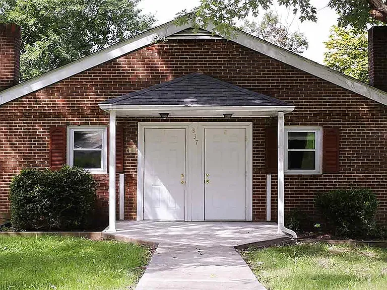 337 S Winchester Ave #2
