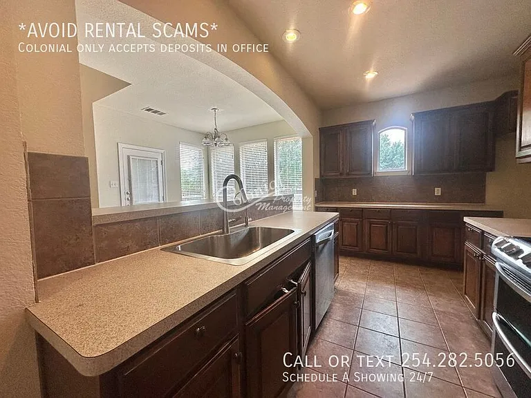 1706 Gypsum Ct — Photo 9