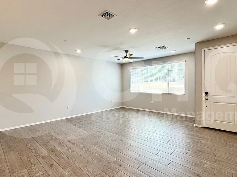 2669 S Peppertree Dr #104 — Photo 3