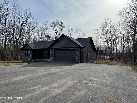 2nd image of 1165 Hargis Rd