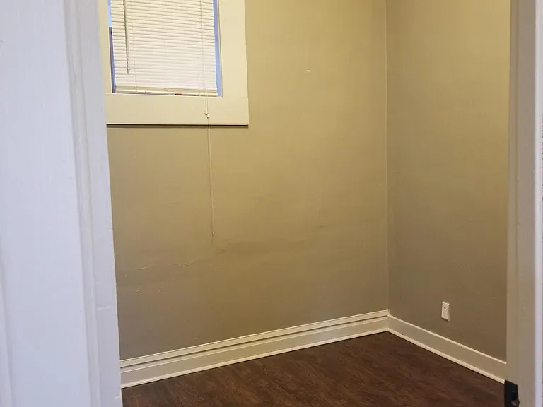 3832 Euclid Ave — Photo 1