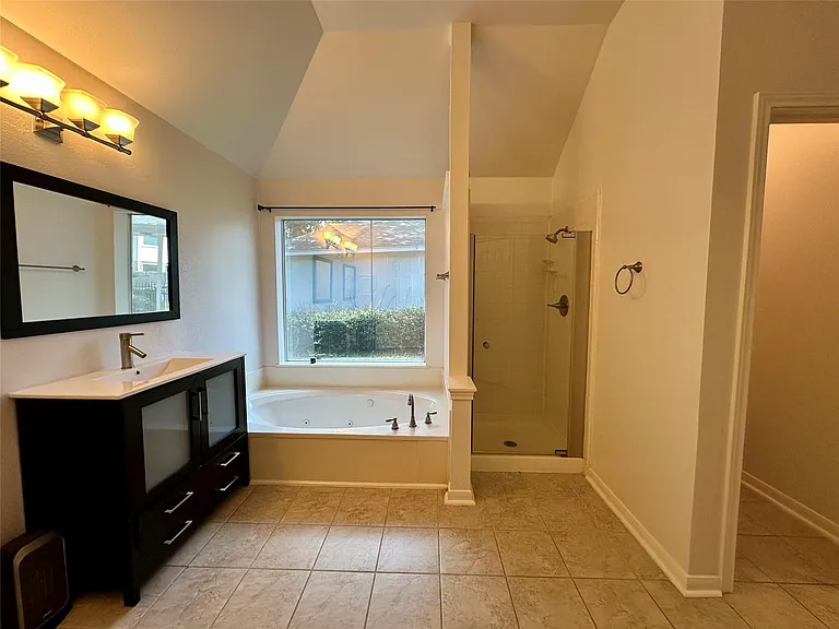 1318 Cedar Terrace Ct — Photo 21