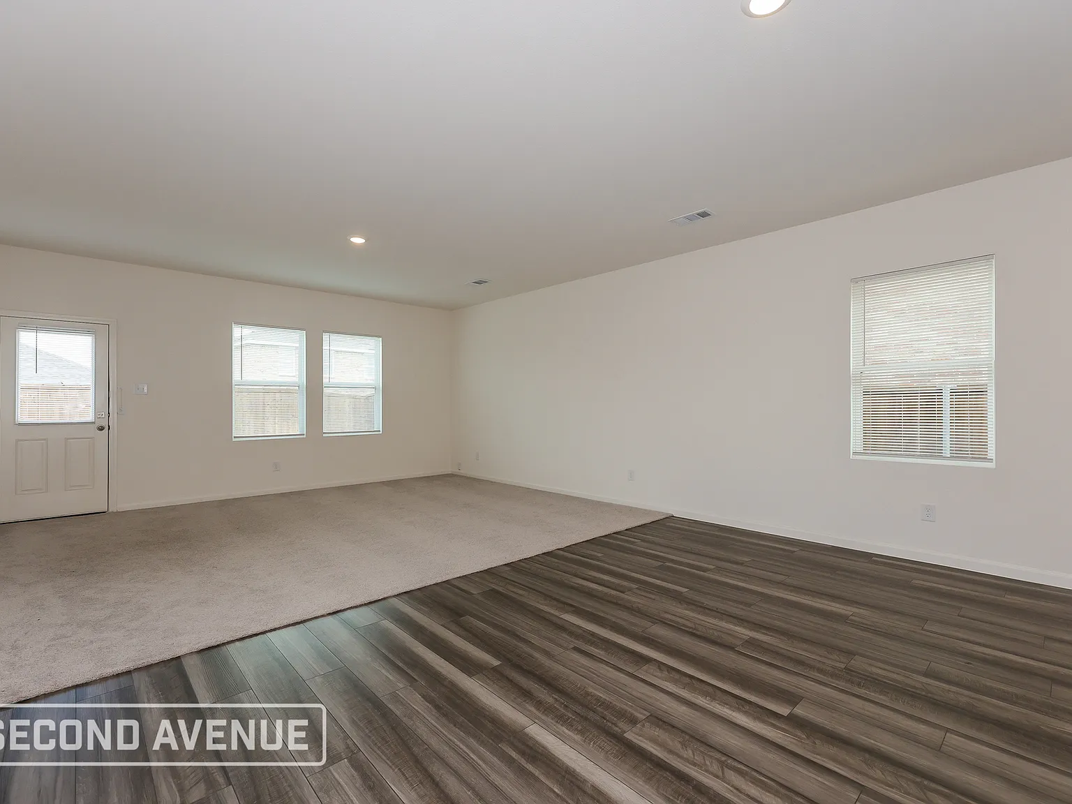 5 bed, 3.0 bath, 2300 sqft, $2,949 — Photo 3