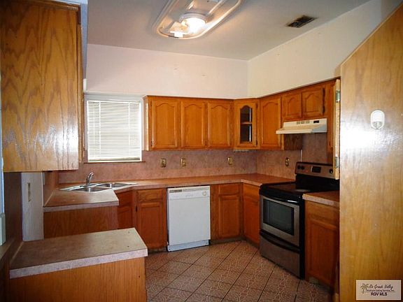 4th image of 4931 Las Palomas St