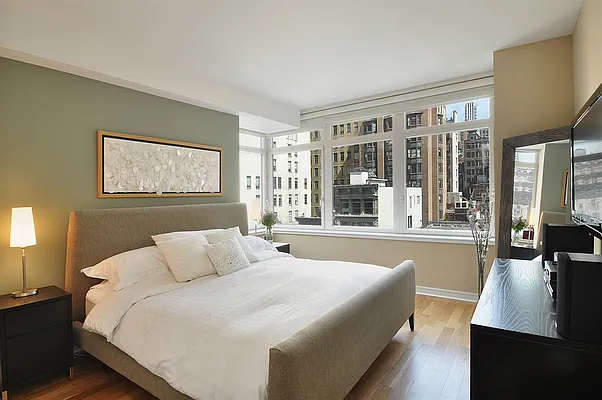 Sold by Corcoran | media 12