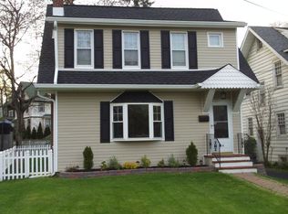 24 Byron Ave, White Plains, NY 10606