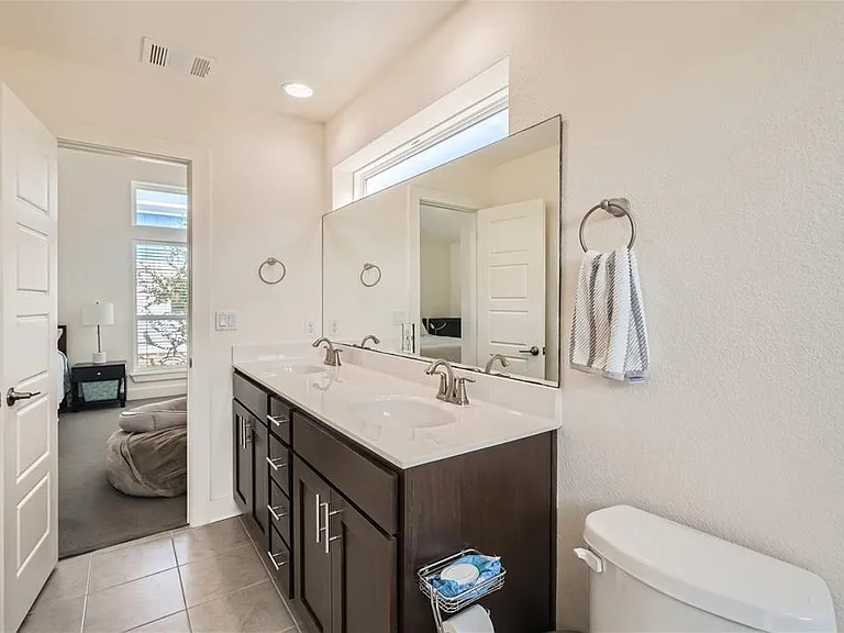 2917 Stock Dr W #128C — Photo 12