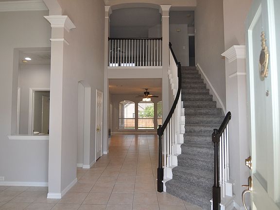 2nd image of 8405 Worthshire Dr