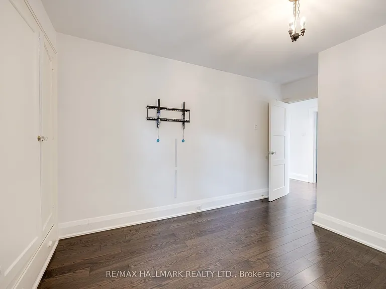 15 McNairn Ave — Photo 23
