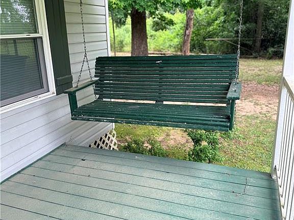 3rd image of 19239 Hilton Crowe Rd