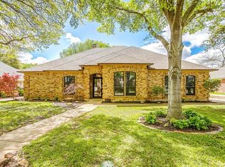 5502 Emerald Park Blvd, Arlington, TX 76017