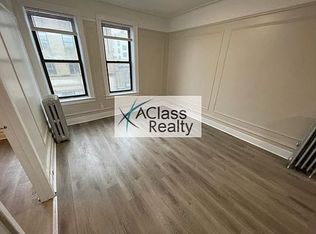 35-05 Broadway #3C, Astoria, NY 11106