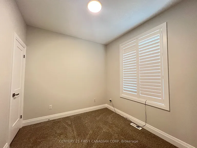 38 Compass Trl — Photo 11