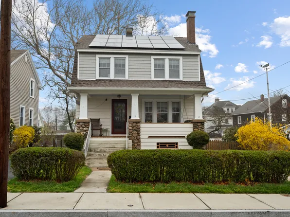 15 Sherman Street, New London, CT 06320