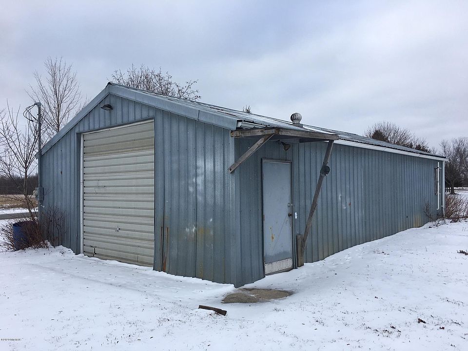 2nd image of 10576 Bale Rd