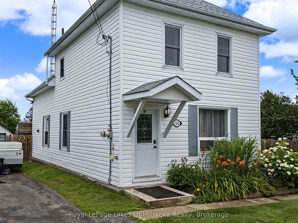1st image of 152 Main St