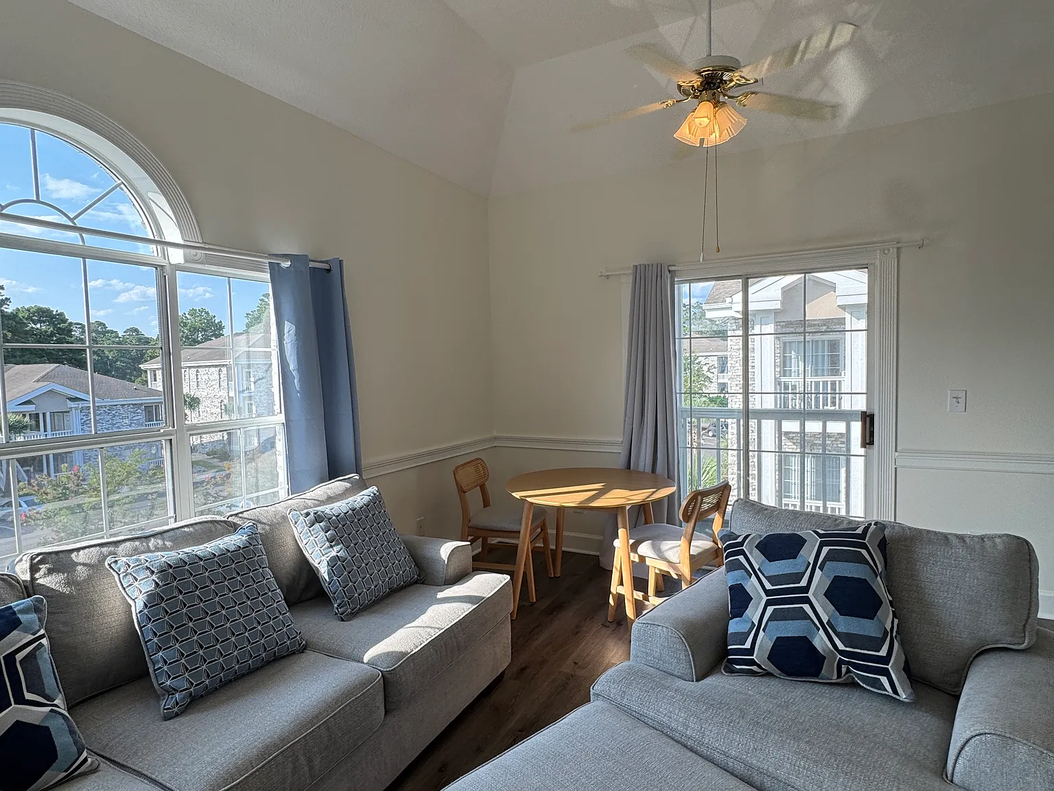 4765 Wild Iris Dr — Photo 2