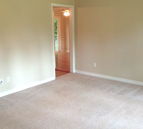 Living room with view to kit