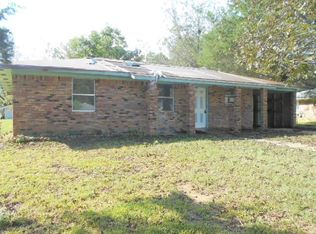 87 Oak St, Bude, MS 39630
