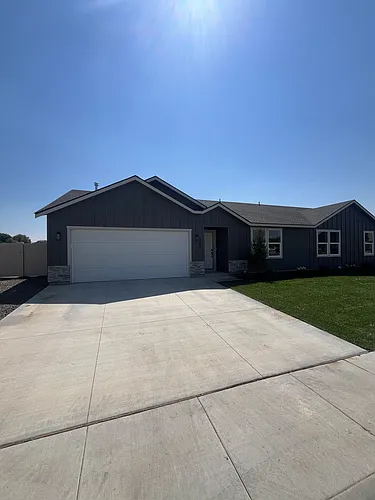 1810 Jensens Way #1810 Photo 1