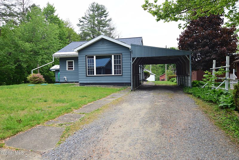 5th image of 1029 Camp Avenue
