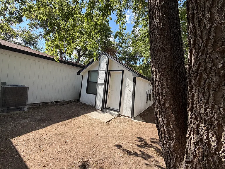 1507 NW Columbia Ave #B — Photo 13