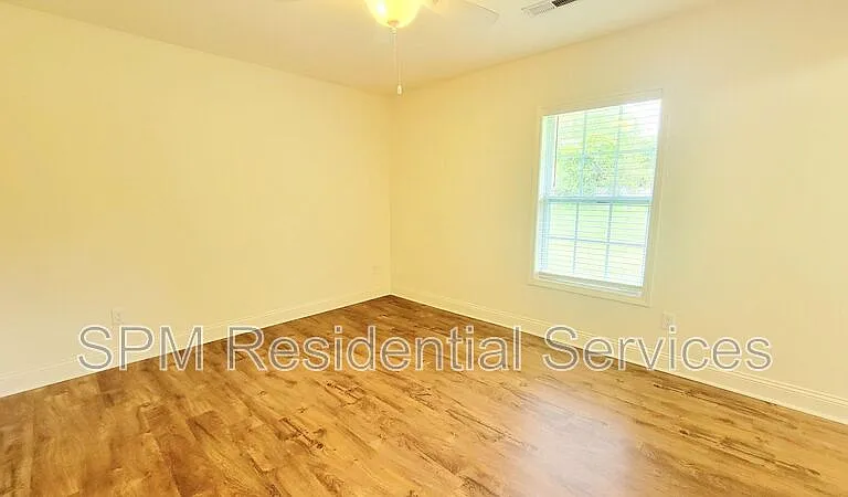 239 N Wallace Ave — Photo 7