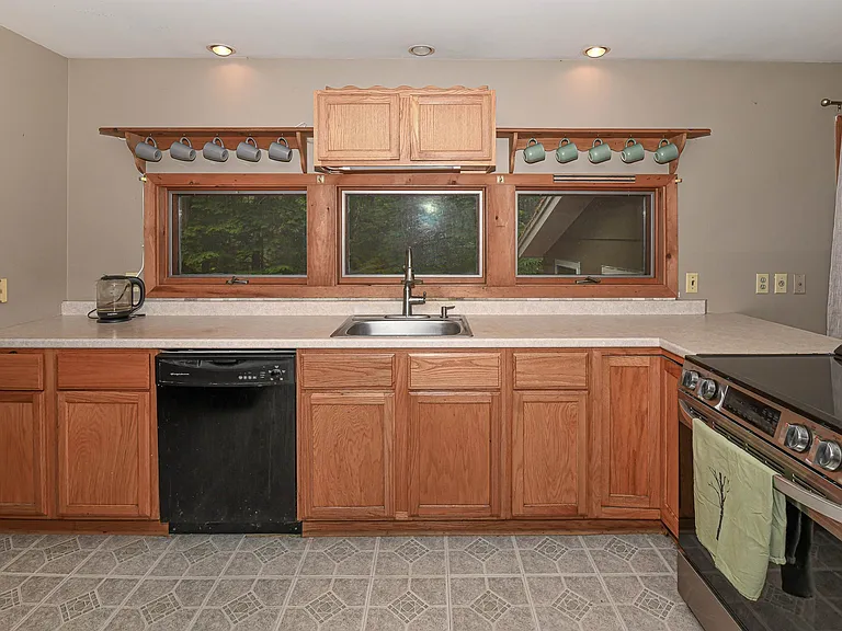 19 Baker Cir — Photo 18