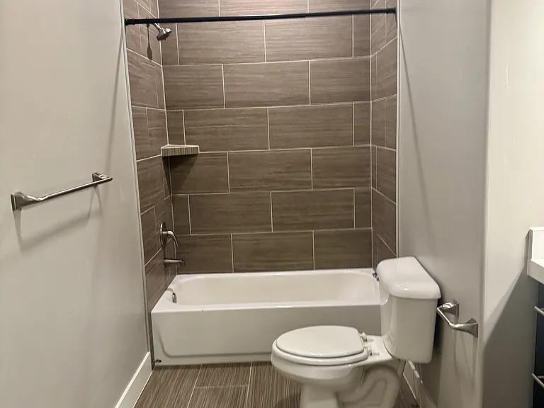 810 S Dixie Dr #2212 — Photo 5