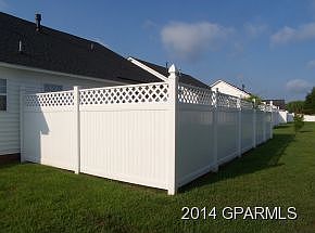 3rd image of 1500 Thayer Dr