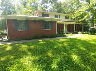 B1038 W Outer Dr, Oak Ridge, TN 37830