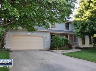 1311 Janet St, Sycamore, IL 60178