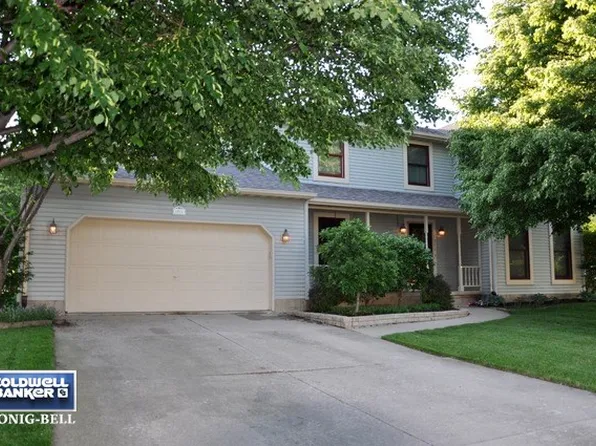 1311 Janet St, Sycamore, IL 60178