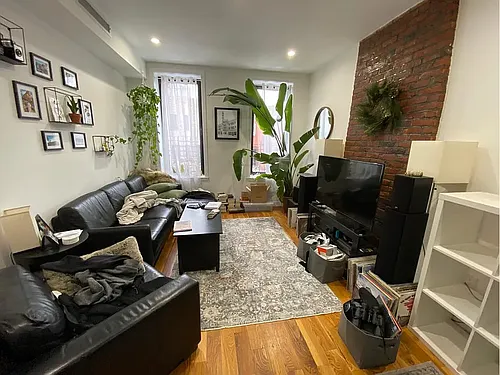 1299 Putnam Ave #3L Photo 1