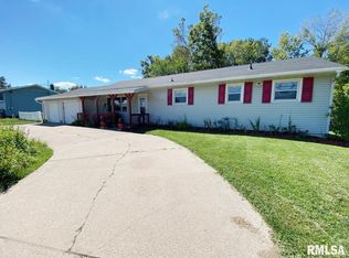 2810 Bloomington Rd, East Peoria, IL 61611